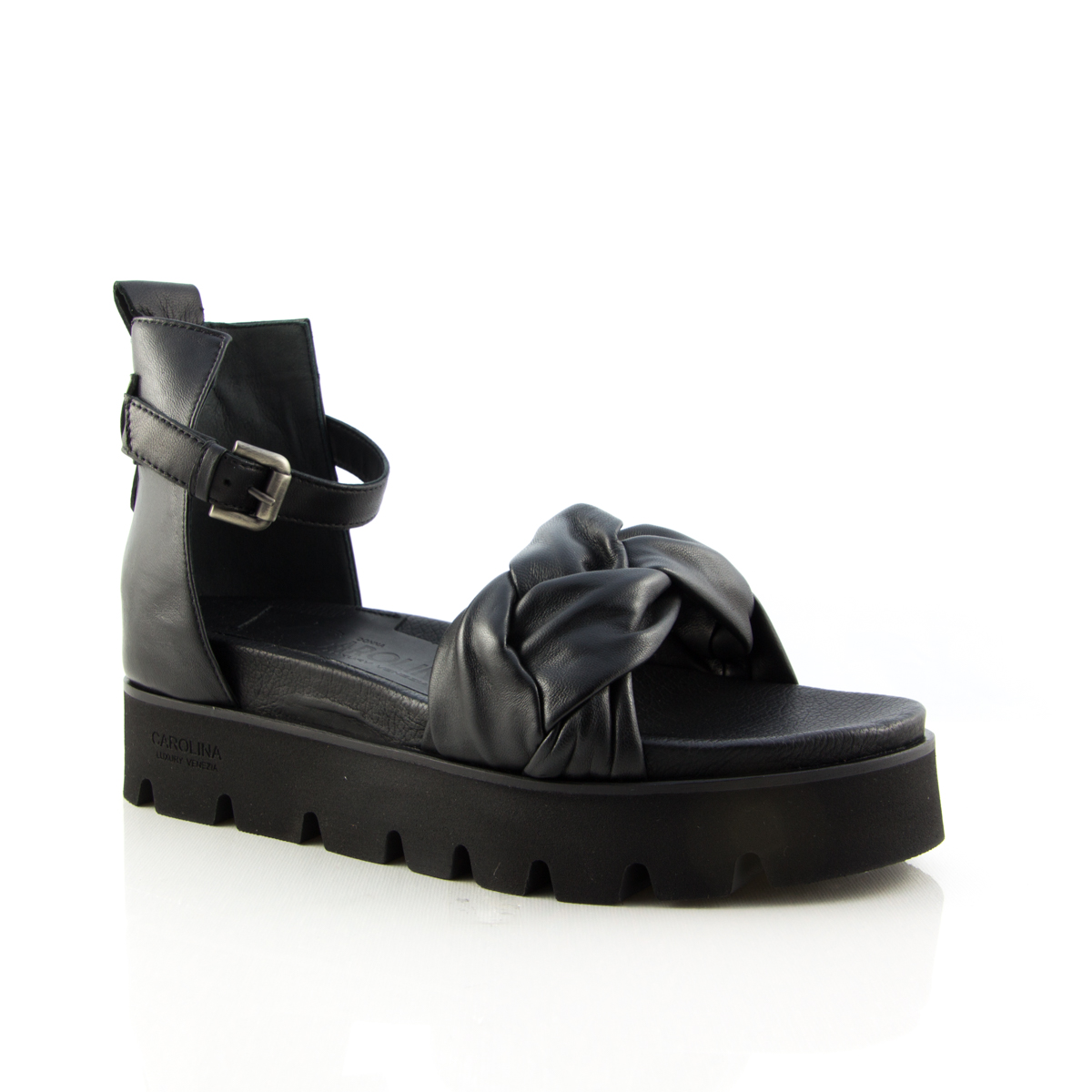 Donna Carolina Sophia Nero