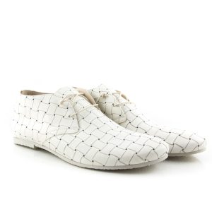 Donna Carolina Cruz Bianco shoe