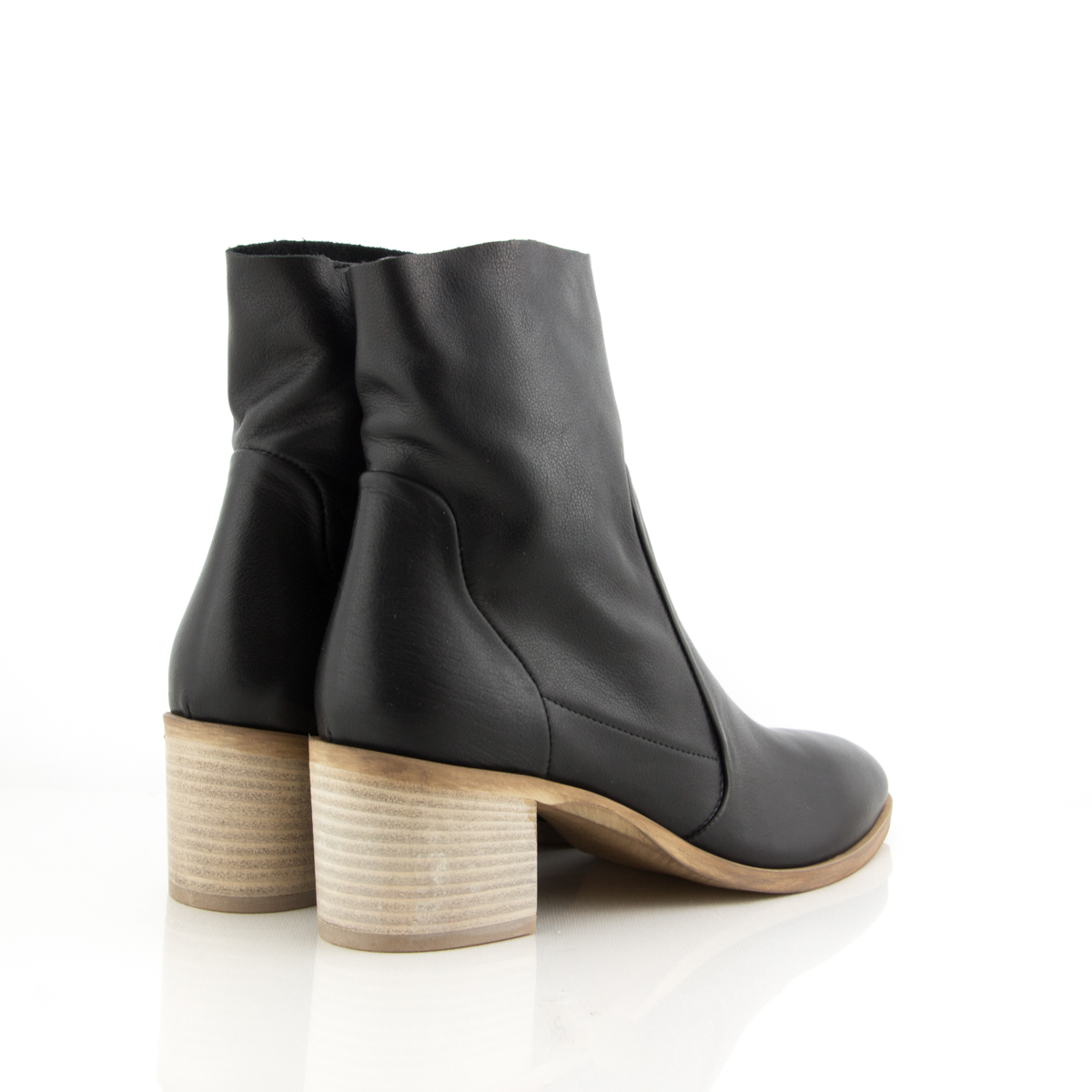Donna Carolina Capri Nero Leather Sole Boot