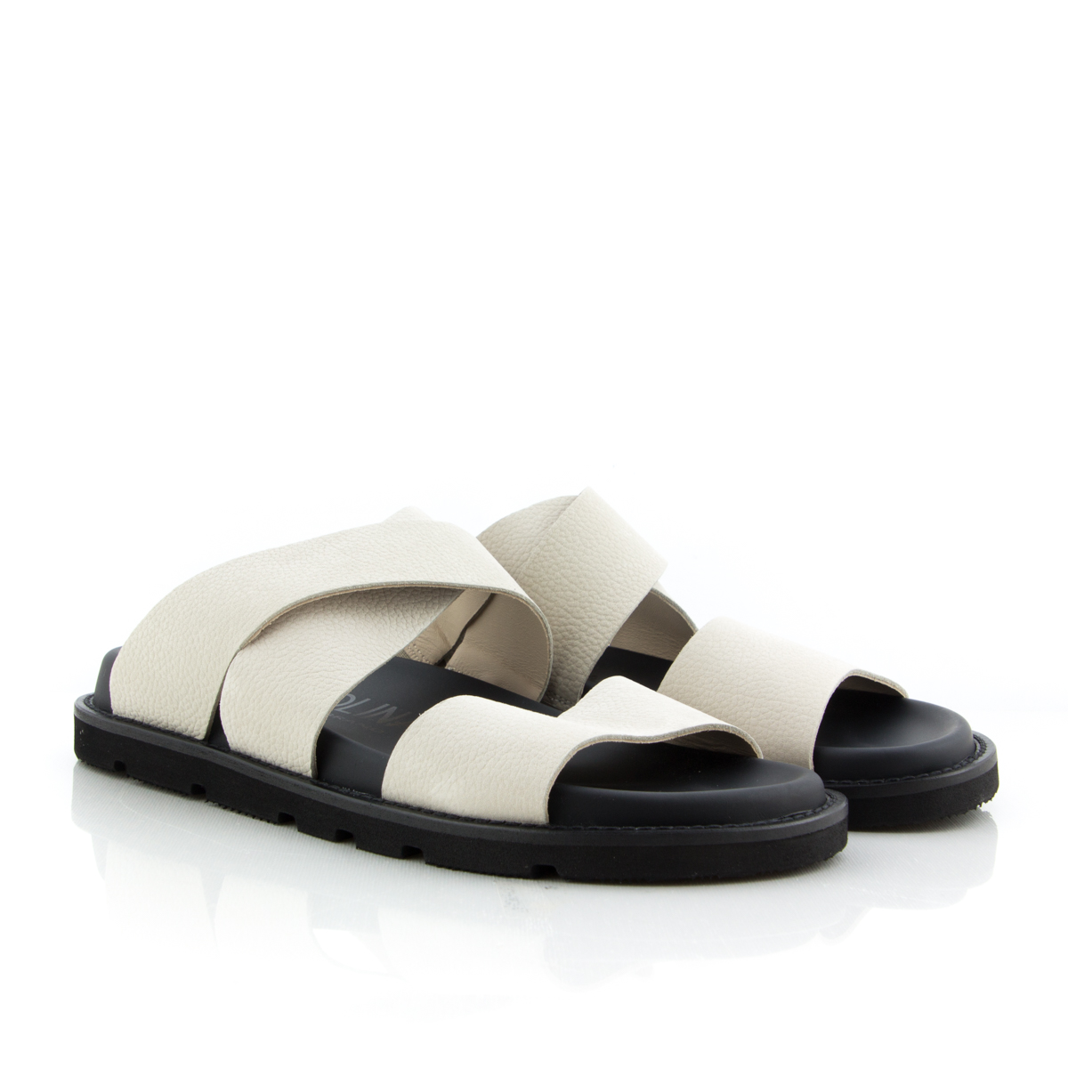 Donna Carolina Rianne Bianco Sandal