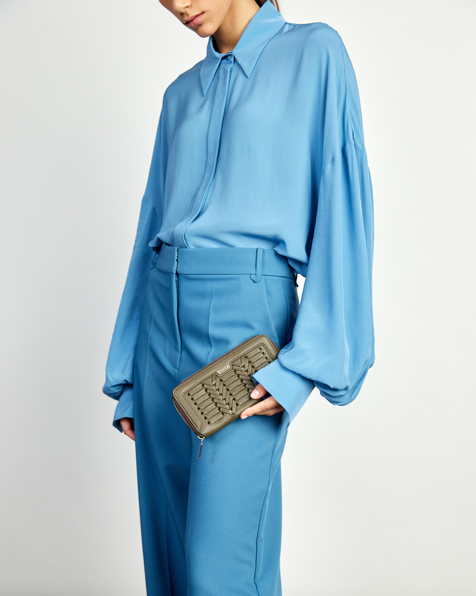 Saben Lyric Wallet Rosemary Macro Weave