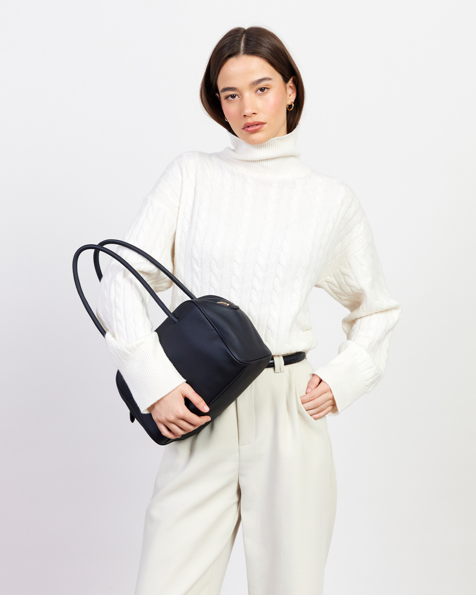 Saben Isla Shoulder Bag Black Luxe