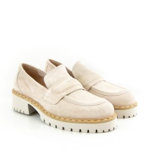 Donna Carolina Olivia Ecru Loafer