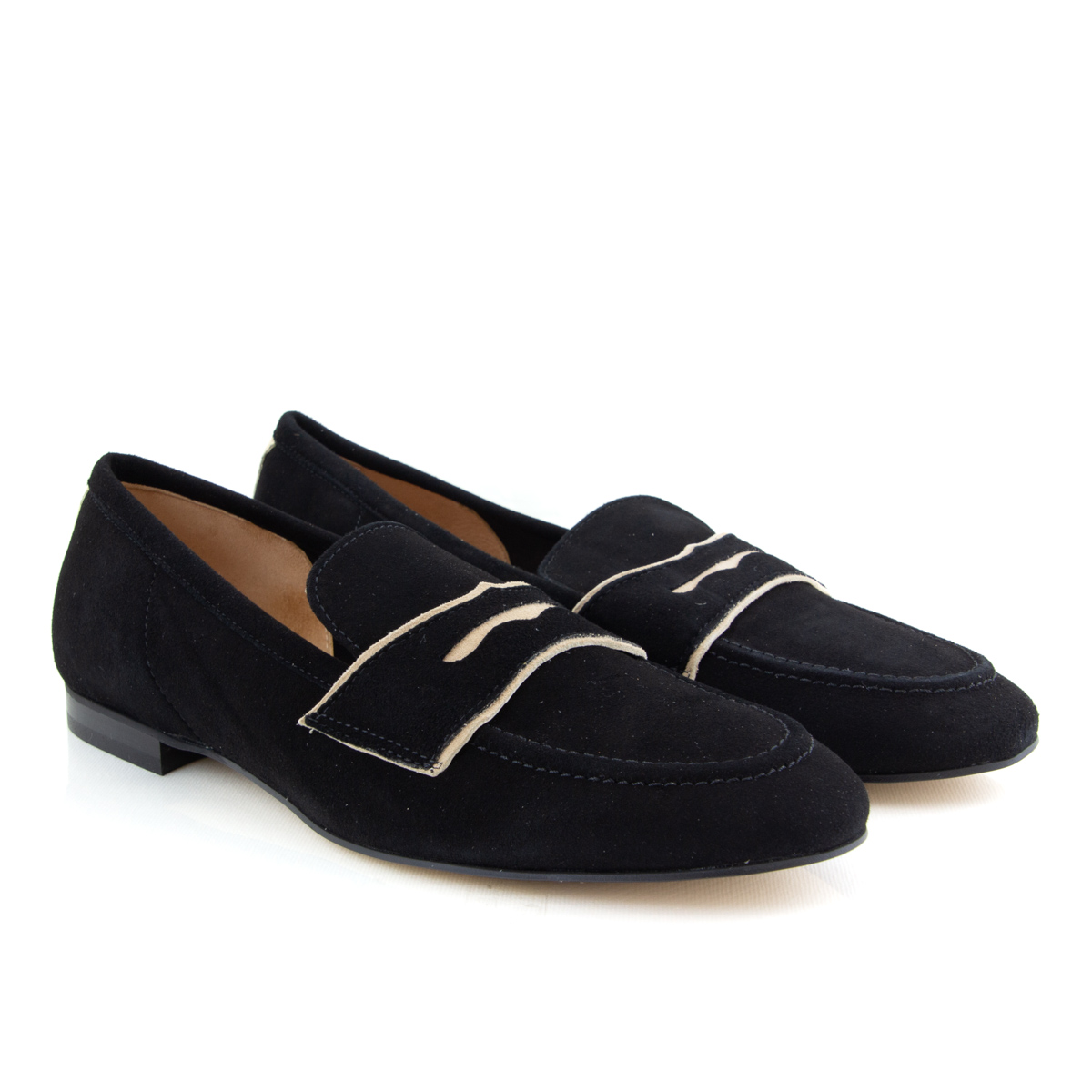 Donna Carolina Lia Nero Loafer